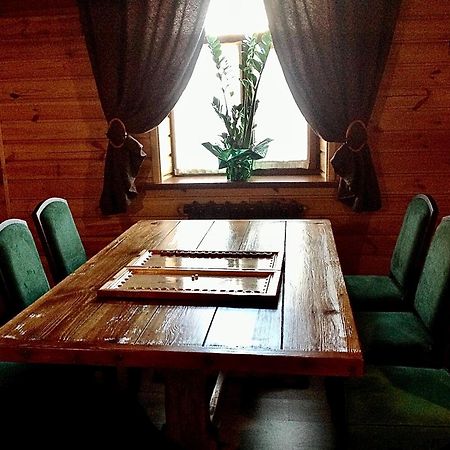 Hotel Bannyi Dvir Uzyn Ngoại thất bức ảnh